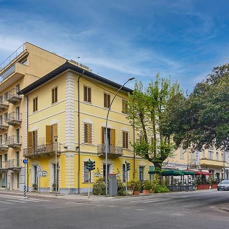 Villa Grazia فياريجيو المظهر الخارجي الصورة