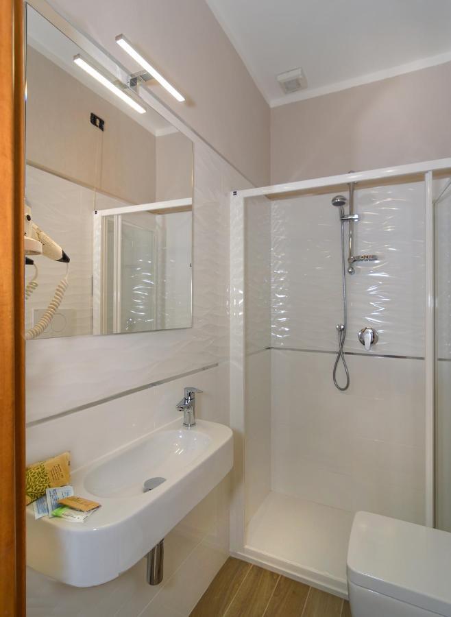 Villa Grazia فياريجيو المظهر الخارجي الصورة