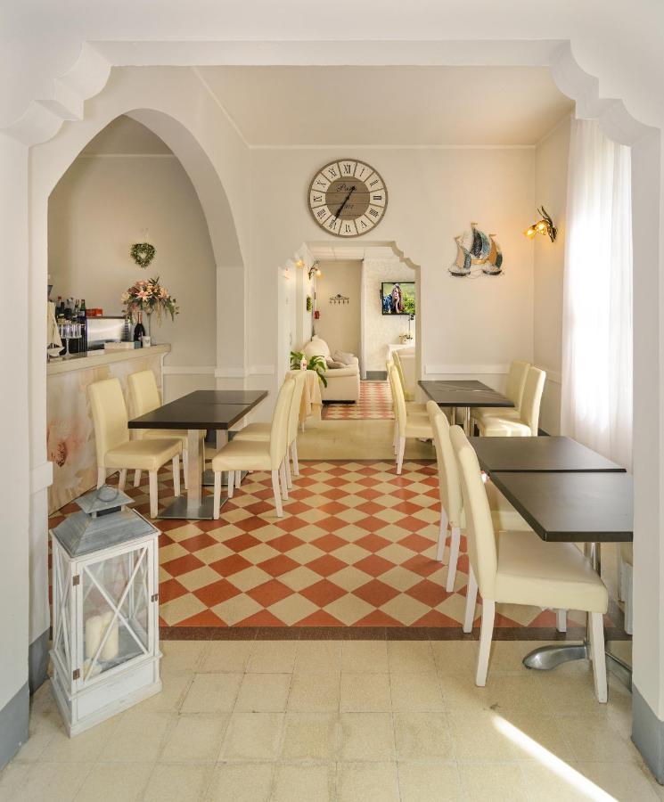 Villa Grazia فياريجيو المظهر الخارجي الصورة